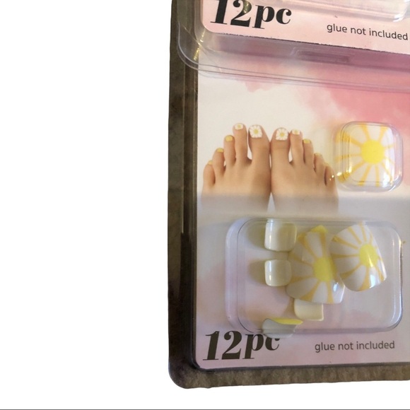 3 for $10 Summer beach ready vacay mode press on glue on toenail extensions-Free - Picture 8 of 13